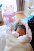羡慕！宝宝8.1斤无侧切无撕裂怎么做到的？